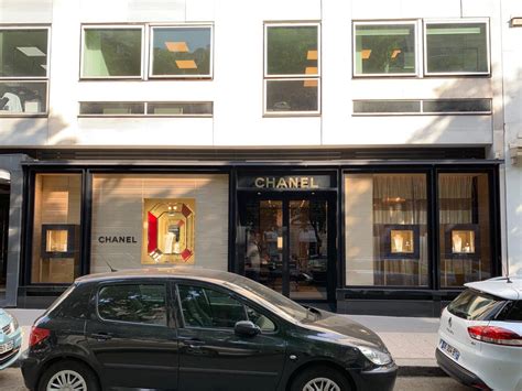 chanel 42 avenue montaigne paris|CHANEL PARIS 42 MONTAIGNE.